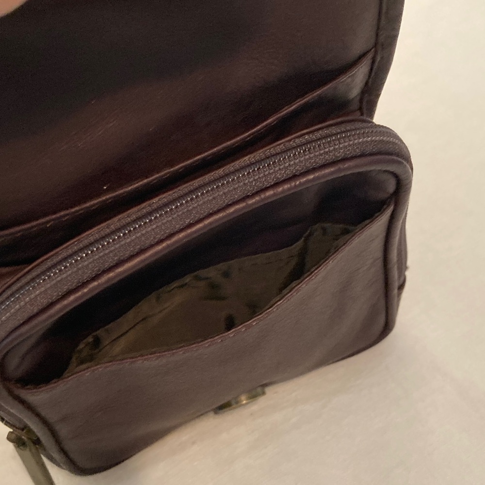 Romag Crossbody Brown buttery Leather Bag - Picture 13 of 17